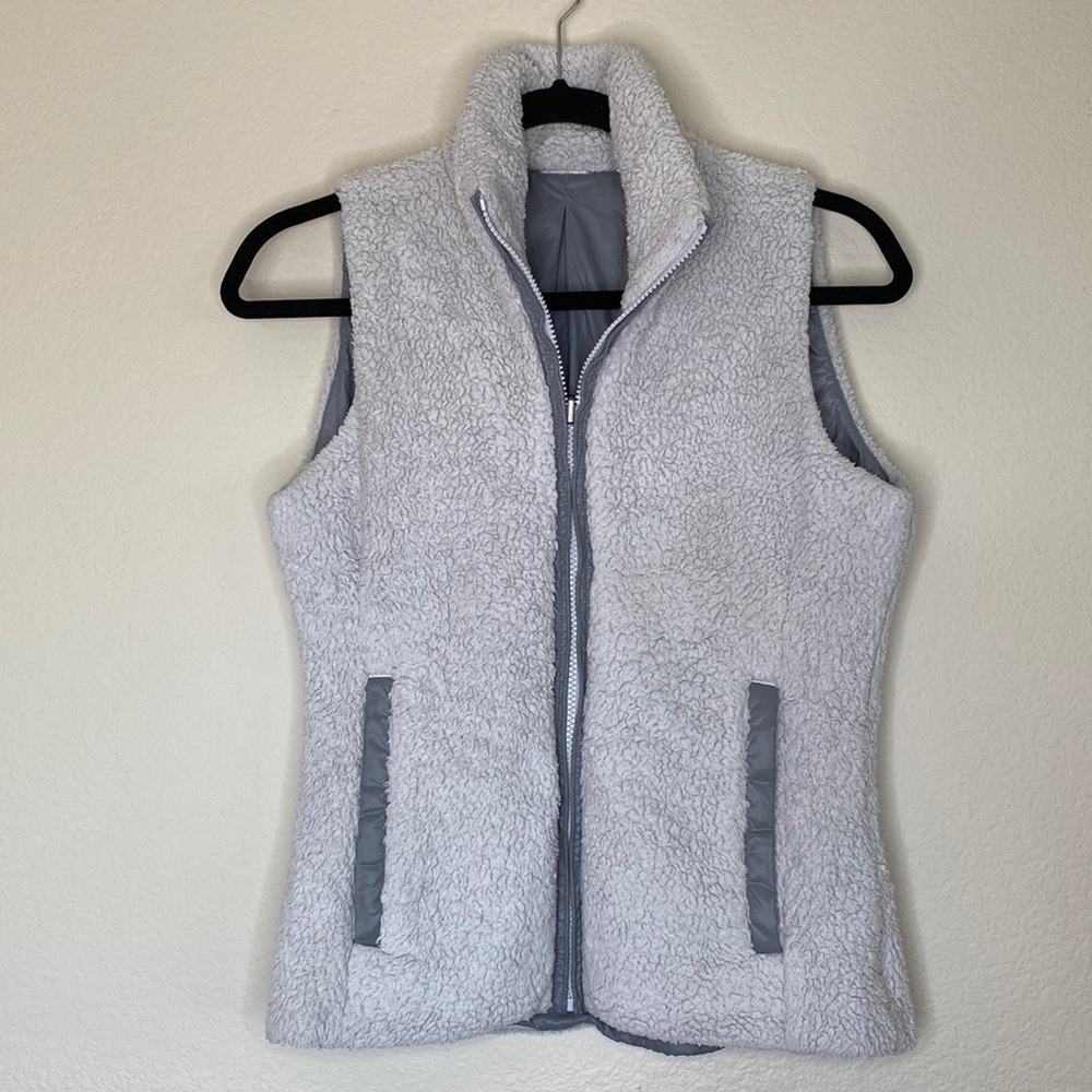 Patagonia reversible Los Gatos vest grey small